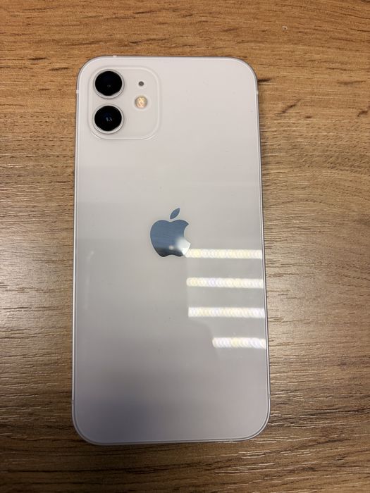 Продается Iphone 12