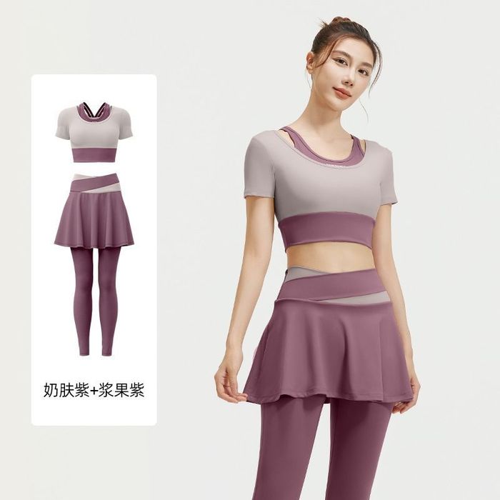 Спортивная одежда. Фитнесс двойка.