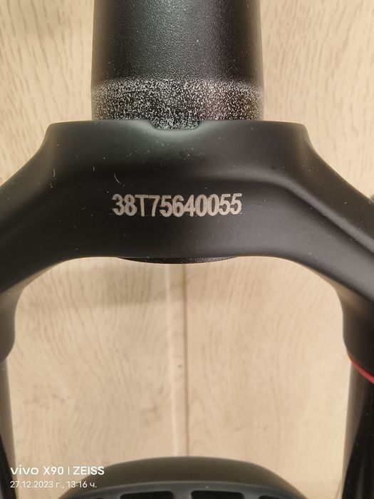 Вилка RockShox Lyrik RCT Remote 27.5" DebonAir 160mm ONELOC 15X110mm