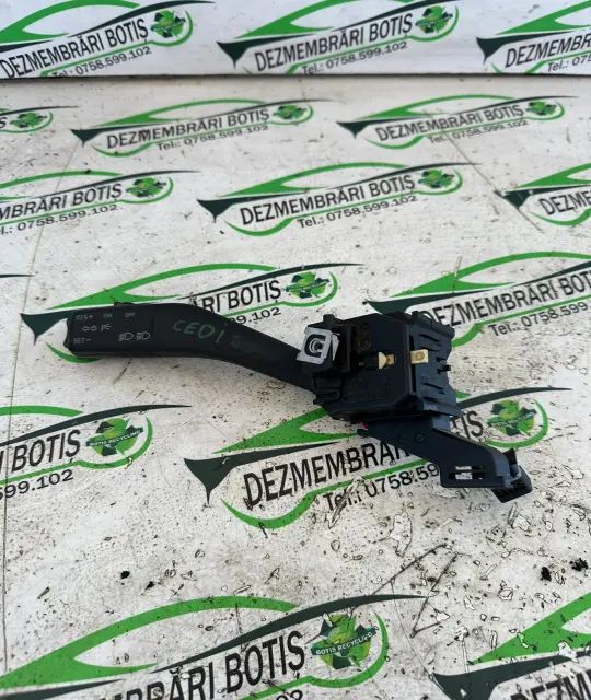 Maneta semnalizare cu tempomat 1K0 953 513 A Volkswagen VW Caddy 2006