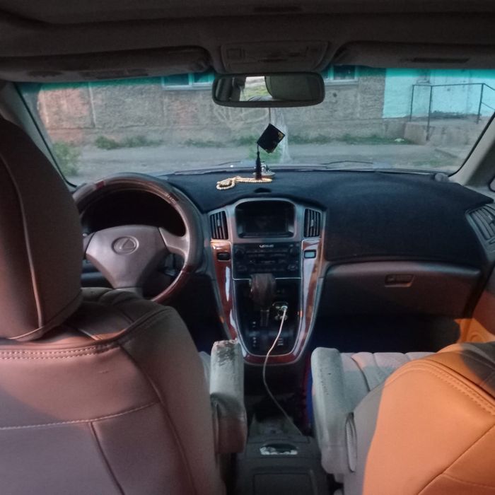 Продаю срочно Lexus RX 300