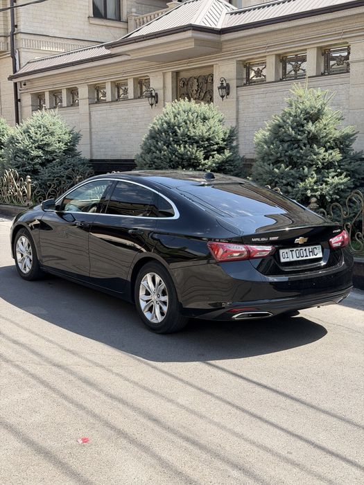 Malibu 2 Turbo Premier qilingan 2019 yil Qora rang