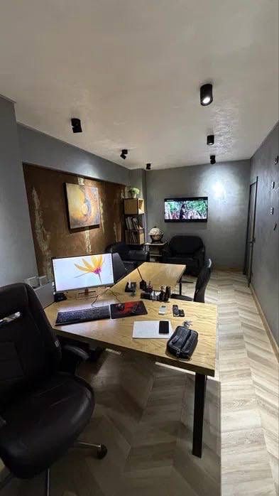Продается офис метро Минор 72м2