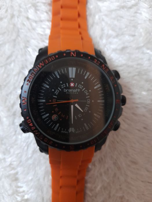 Ceas marca Brenatt
