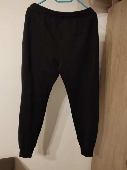 Pantaloni Amisu negri