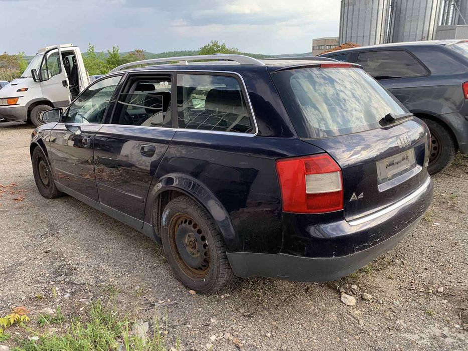 Ауди А4  Б6 2.5 тди куатро 2004 год