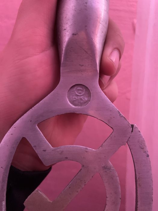 саудасы бар хабарласа беріңдер