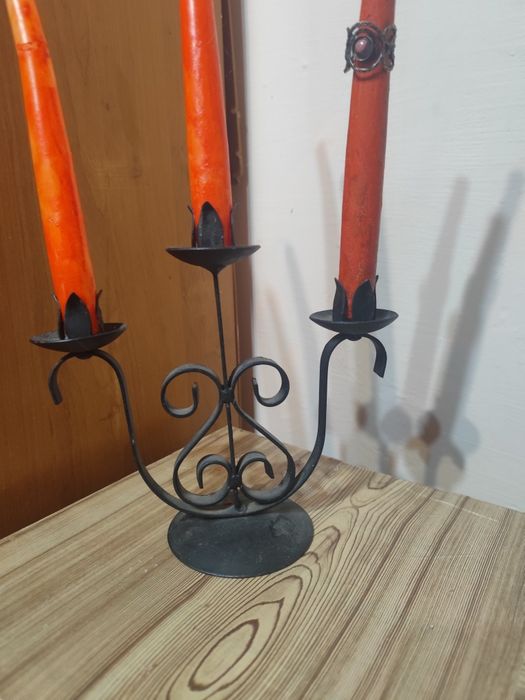 Свещник ковано желязо