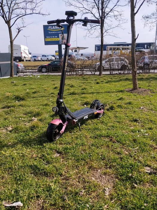 Kukirin G2 pro -00000 km -- autoomie  56 km - stare  bună