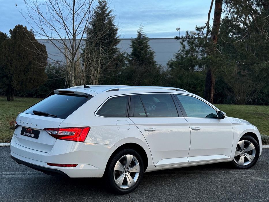 SKODA Superb 2020 — imagine 2