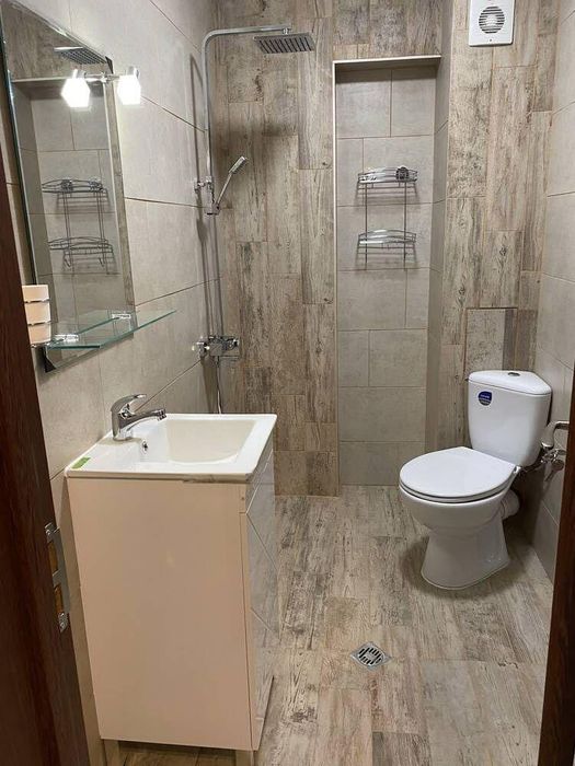 Дава се под наем Двустаен апартамент в Бургас, Лазур - 68 кв.м за 548.25 € - Снимка #4