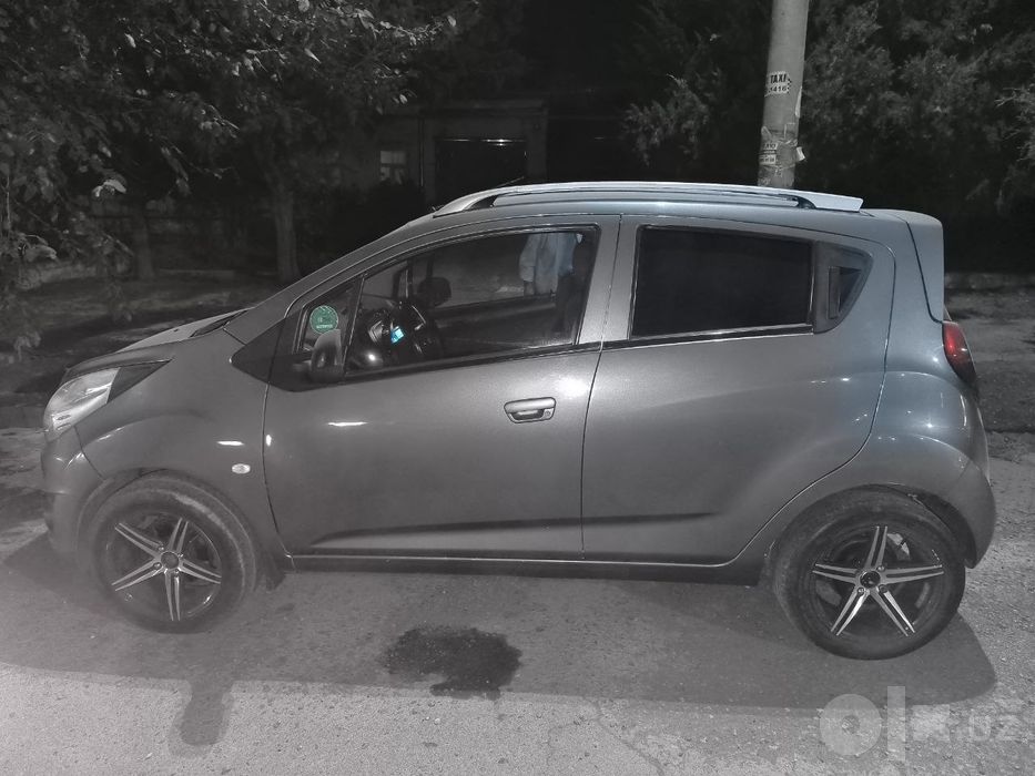 Продаётся спарк мокрый асфальт