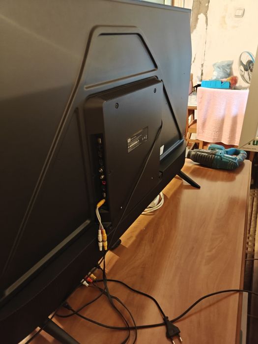 Телевизор (127см)