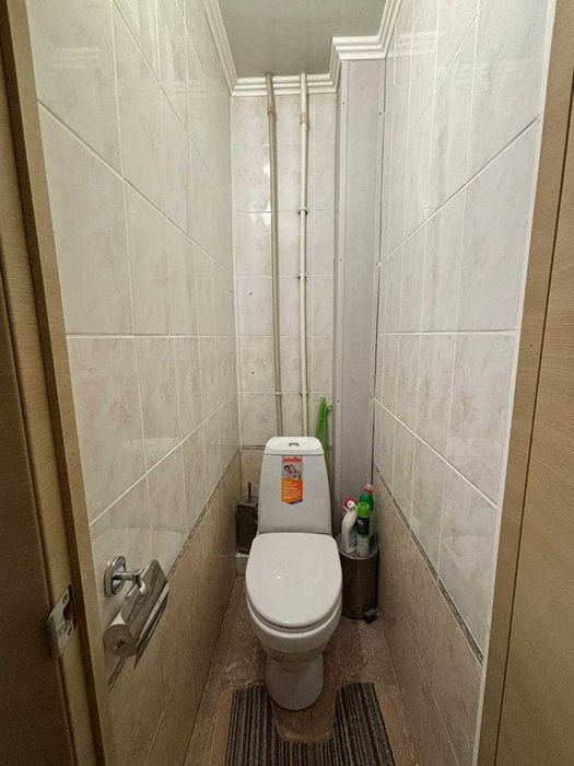 Продам 3- ком квартиру район Уют