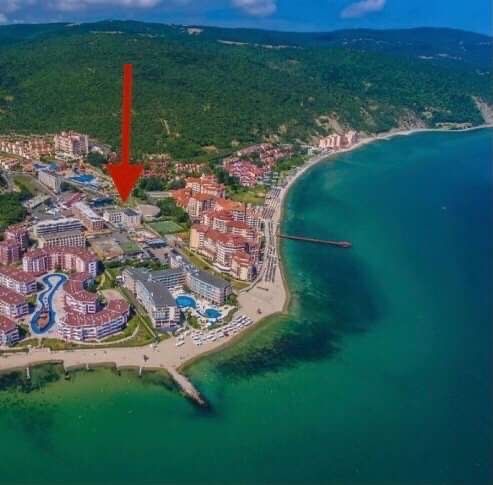 Дава се под наем Едностаен апартамент в к.к. Елените - 31 кв.м за 1275 € - Снимка #3