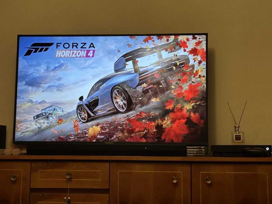 XBOX ONE X 1 TB Forza Edition, 2 controllere + 3 jocuri, FULLBOX