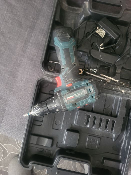 Продам шуруповёрт