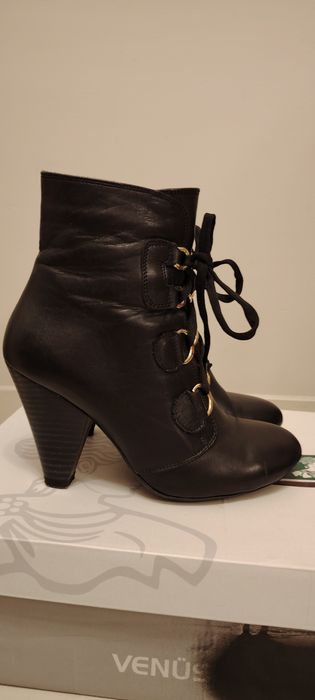 Боти Venus 37  естествена кожа