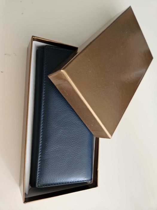 Портфейл от естествена кожа