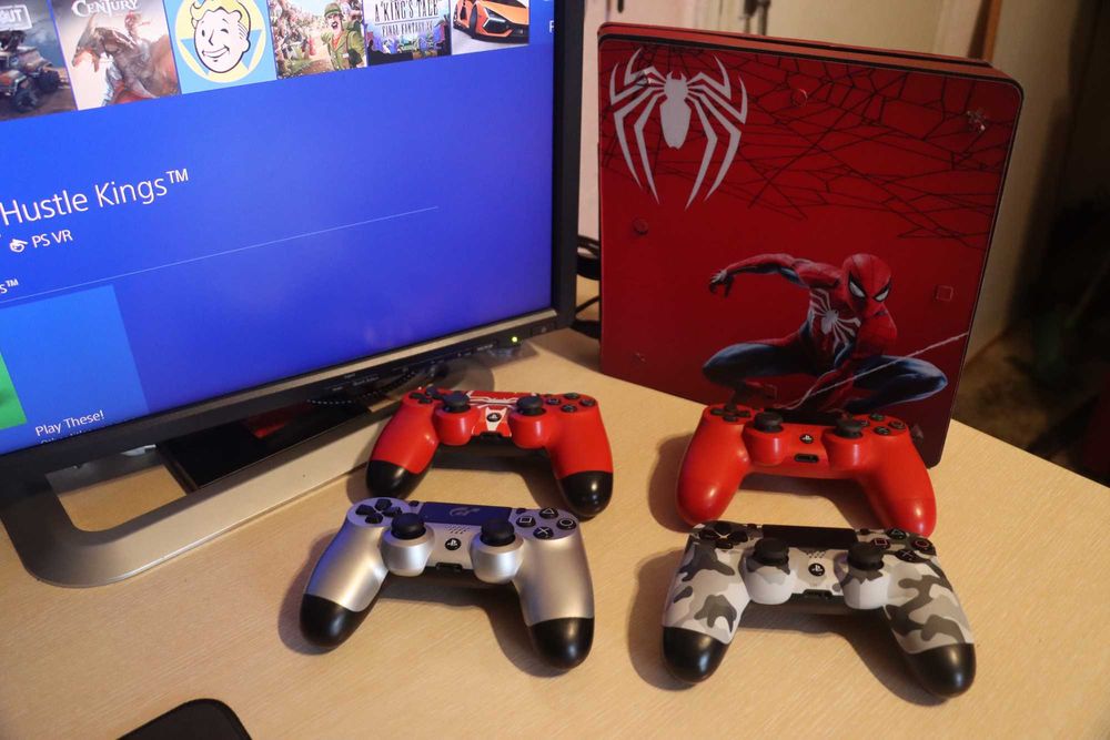 С ГАРАНЦИЯ 1Г Sony PlayStation 4 Slim SW PS4 Spider-Man профилактиран 750 GB Spider Man Limited edition 5 ПС4 Плейстейшан Плейстейшън PS 4 тестван