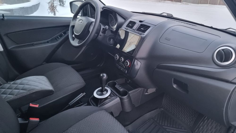 Продам машину гранта