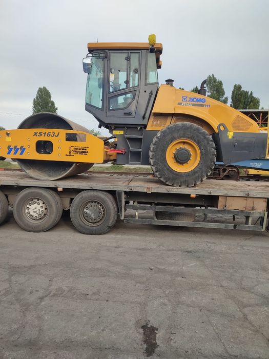 Каток 16 тон грунтовый