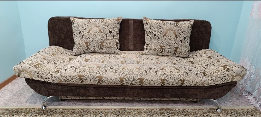 Продам диван тахта