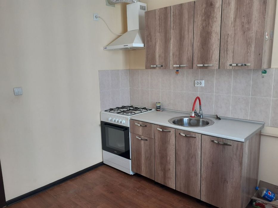 2 хоналик уй сотилади,