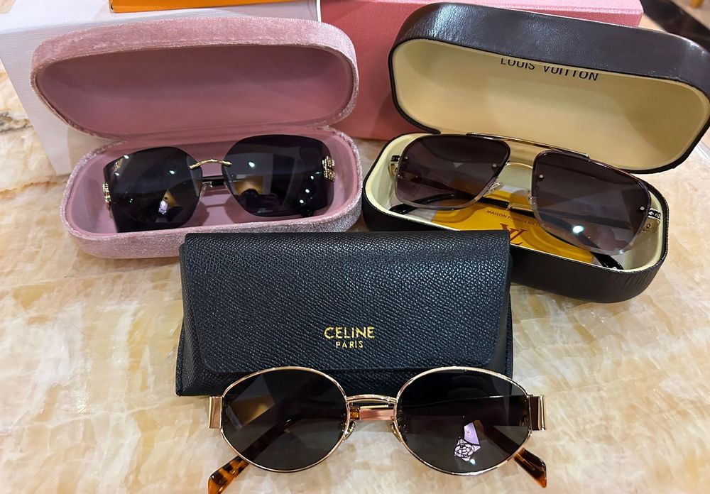 Очки солнцезащитные