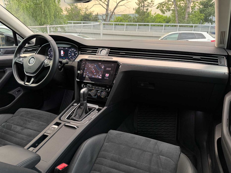 Volkswagen Passat 2018 / HighLine 2.0TDI-DSG / Panoramic / RATE / CockPit Digital / Piele / Head-Up / GARANTIE