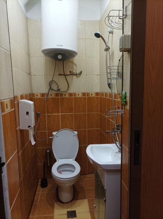 Дава се под наем Двустаен апартамент в София, Център - 60 кв.м за 611.49 € - Снимка #4