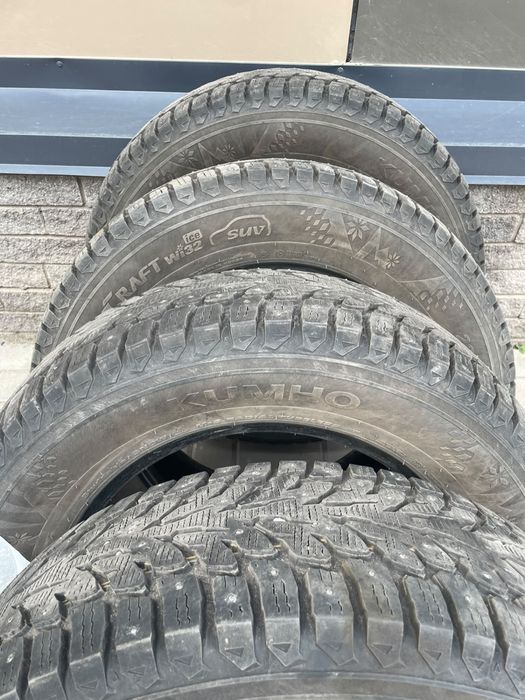 Комлпект зимних шин R17