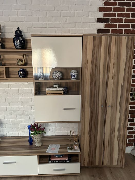 Mobila de living/sufragerie