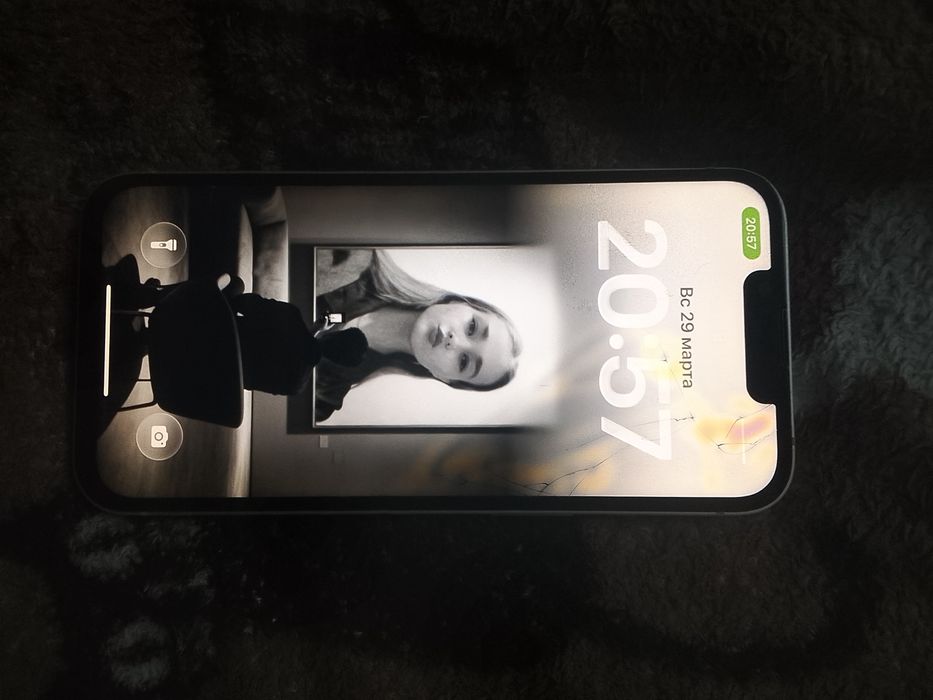 Продам айфон 13 белый или обмен