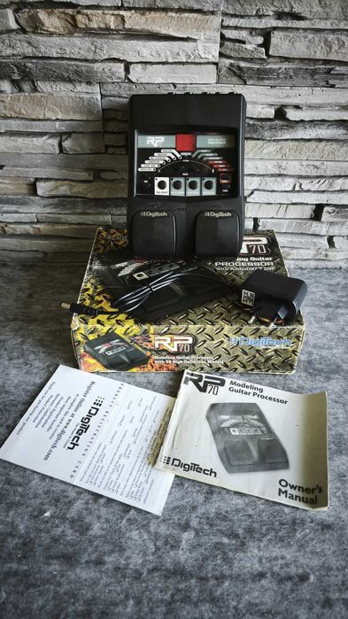 DigiTech RP70 – procesor multi-efect pentru chitară, cu cutie și alimentator – Made in USA - Garantie 1 AN!