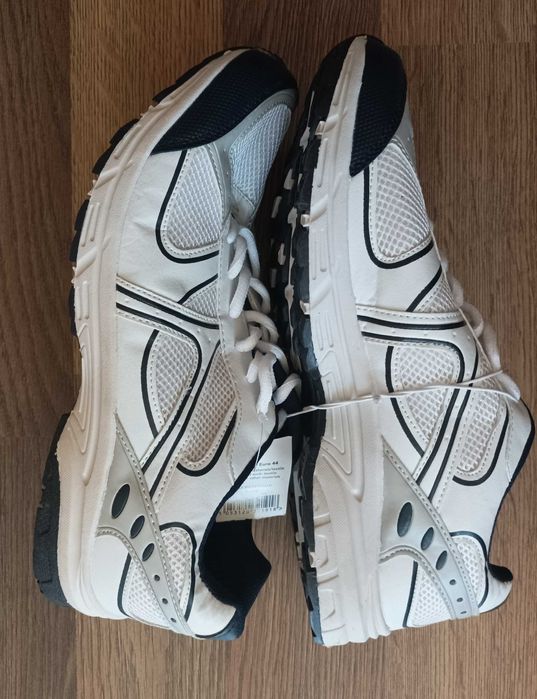 Нови маратонки George