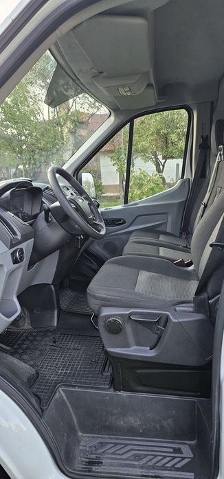 Vând Ford transit motor 2l an 2017