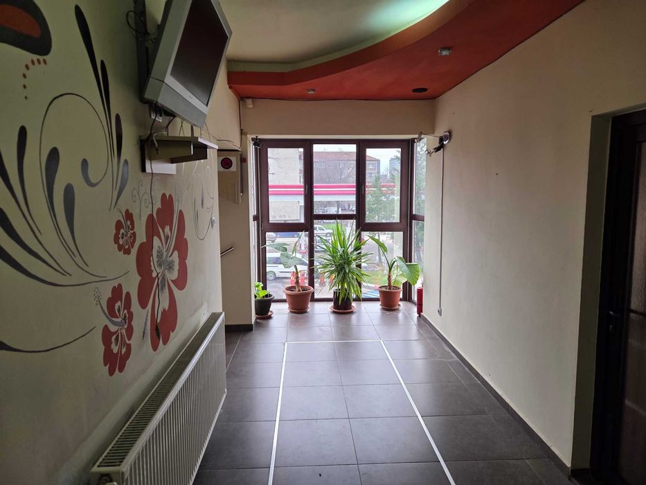 Spațiu de birouri primitor, zona Lipovei