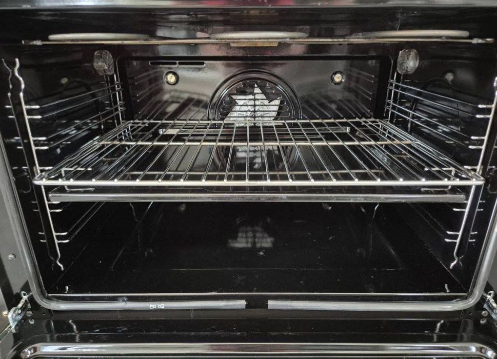 Продаю газовую плиту.