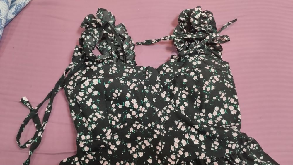 Сарафан чёрный с цветочками