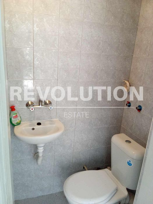 Дава се под наем Магазин в Варна, Лятно кино Тракия - 27 кв.м за 200 € - Снимка #11