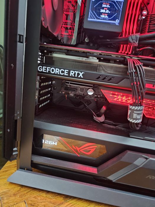 Carcasa pc ASUS ROG Hyperion GR701 Full Tower RGB Tempered Glass