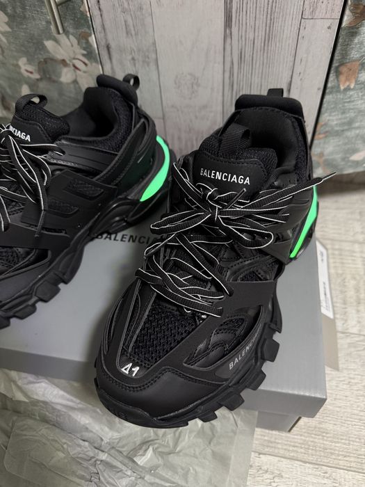 Adidasi Track cu Led
