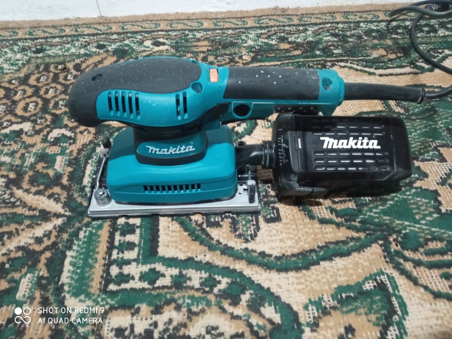 Vând mașina de slefuit