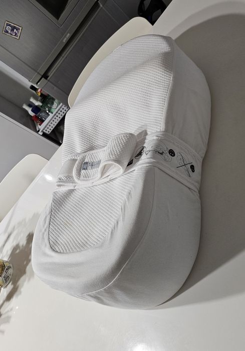 Cocoonababy® Анатомично гнездо за бебета Red Castle® в цвят White