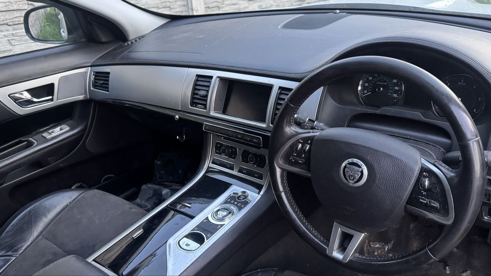 Piese Jaguar XF facelift /dezmembrez Jaguar XF facelift 2011-2015