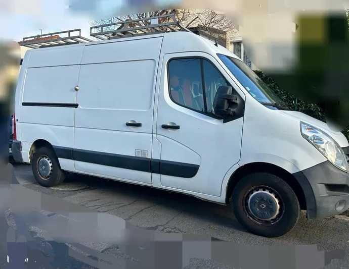 RENAULT Master 3 2.3 L2H2 varianta lunga si inalta