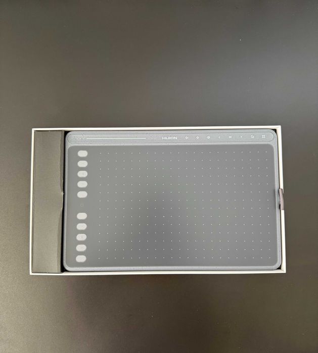 Графичен таблет Huion HS611, 10x6”, 8192 нива – Чисто нов