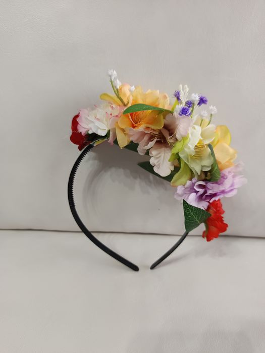 Диадема с цветя за народна носия
