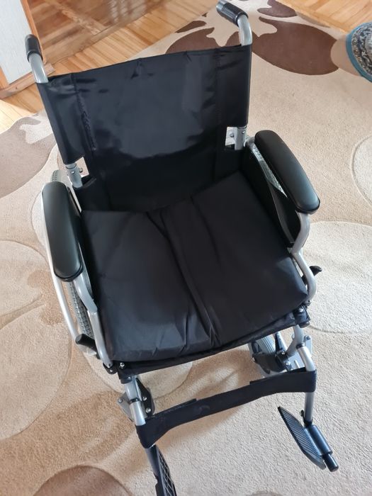 Инвалидная коляска